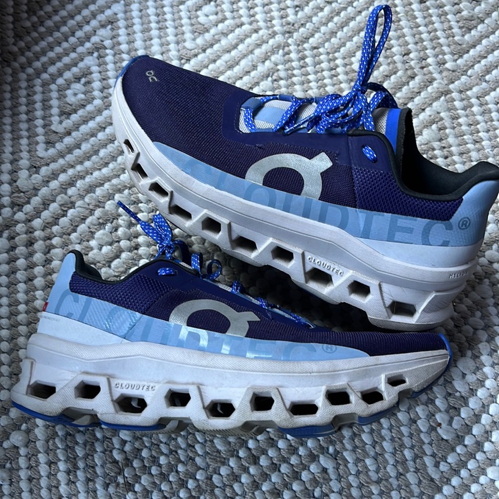 On Cloudmonsters